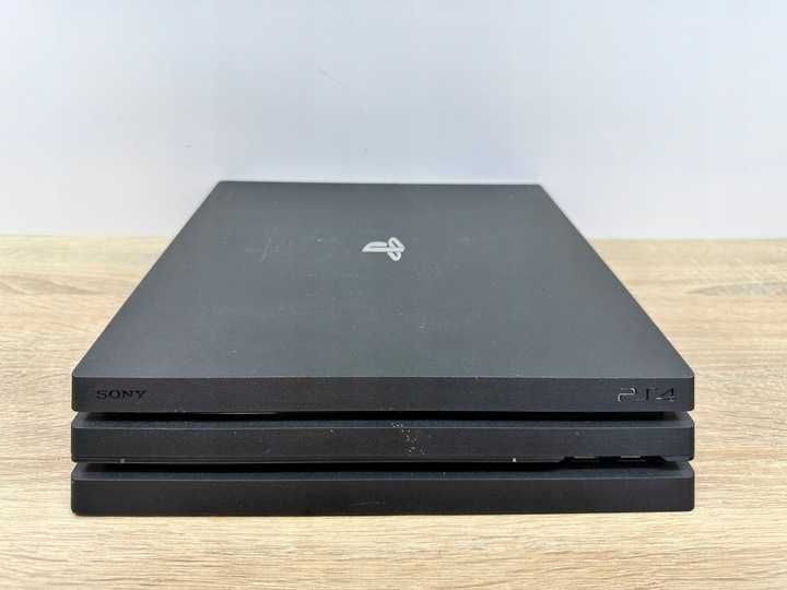 Konsola Sony PlayStation 4 pro 1 TB czarny + kontroler