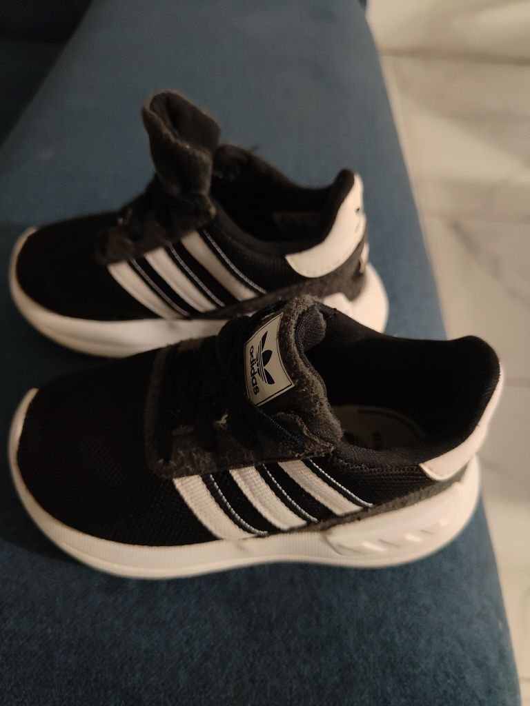 Buciki adidas wsuwane 21