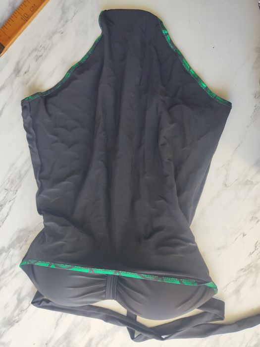 Новий купальник великого розміру