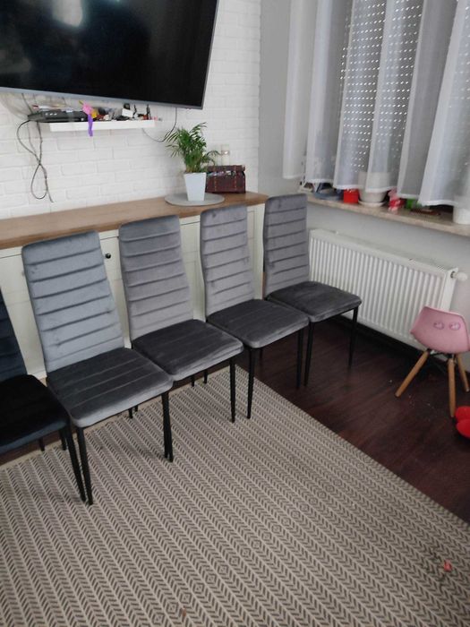 Piękne i eleganckie krzesła VELVET w super cenie SUPER JAKOŚĆ