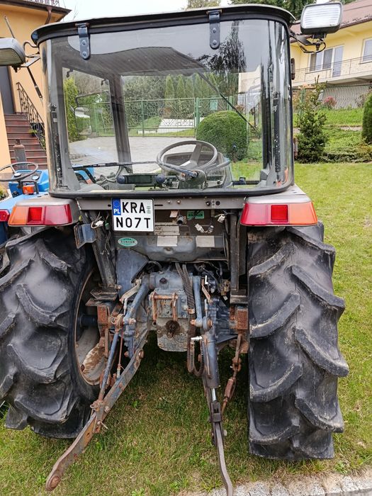 Traktor japoński Iseki Geas 33, 4x4, rewers, z kabiną, zarejestrowany