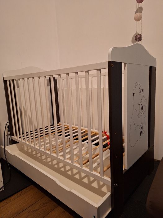 Łóżeczko dziecięce niemowlęce bez materaca