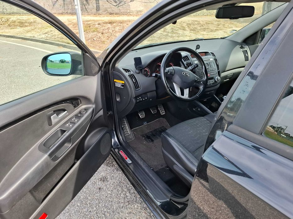 Kia Ceed SW 2010