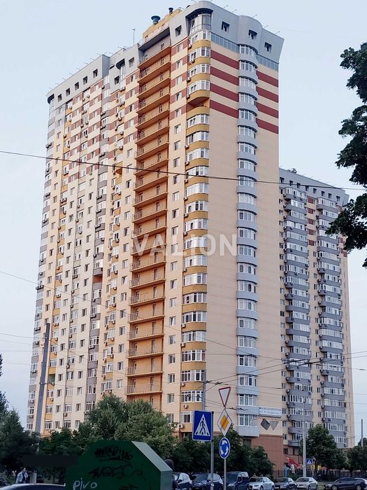 Продаж 4 кім. квартири з ремонтом в ЖК Мінистерський вул. Кондратюка 7