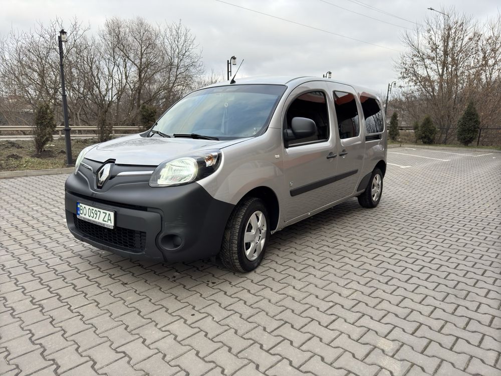 Продам RENAULT KANGOO  Z.E. 22 (60к.с.) Maxi