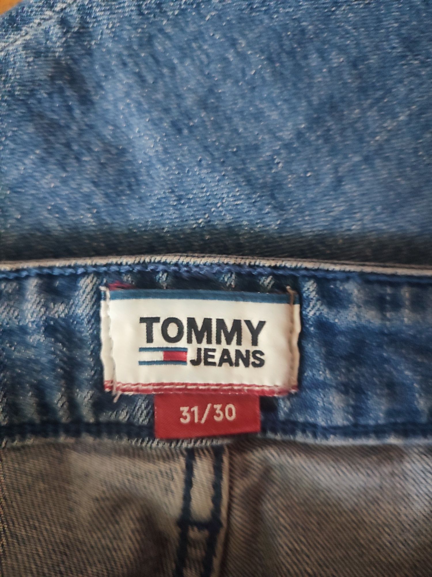 Spodnie jeansy Tommy Hilfiger 30/31