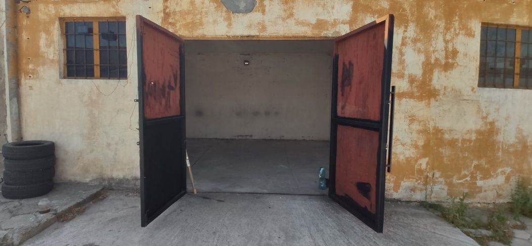 Wynajmę duży garaż 45 m2 w centrum Radomia