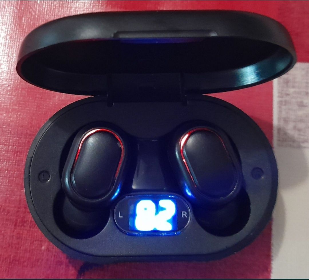 Fones Bluetooth novos