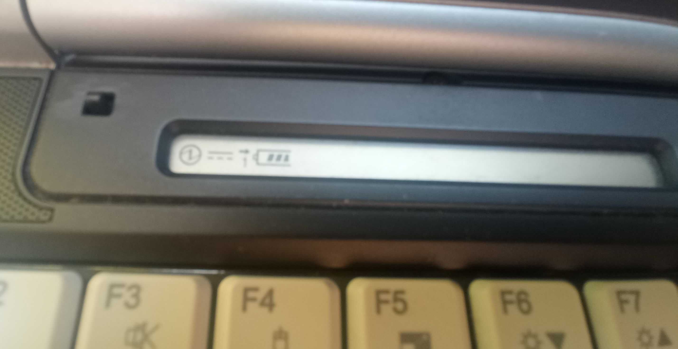 laptop Fujitsu/Siemens  Lifebook E8020
