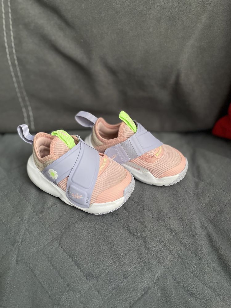 Кросівки Nike FLEX, розмір 19,5