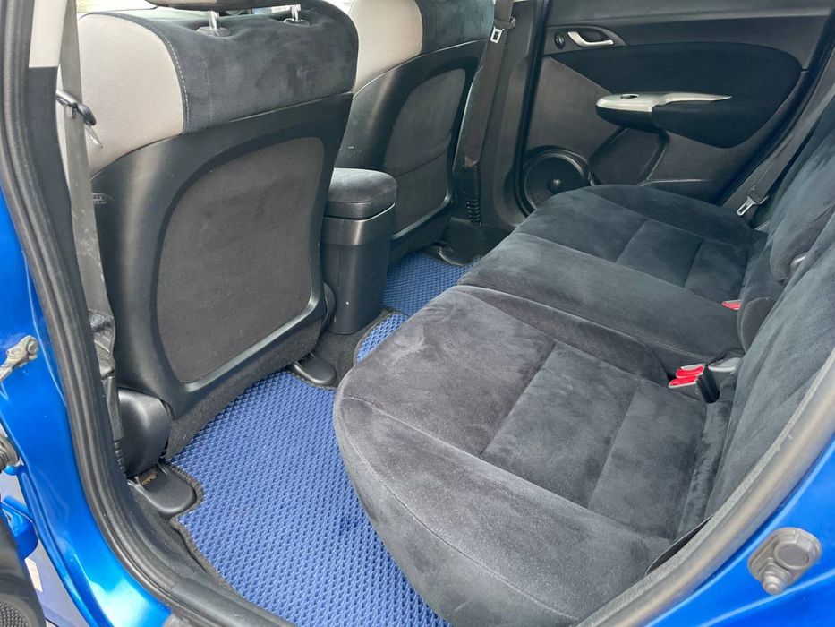 Honda Civic 5d 2006 року