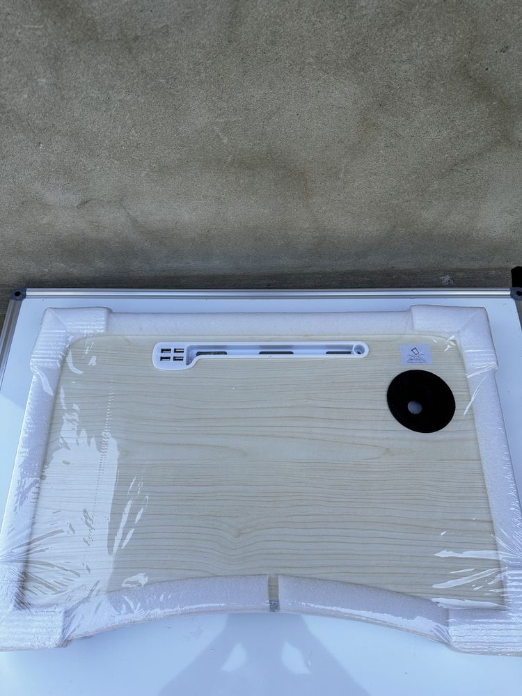 Nowy stolik do łóżka, pod laptopa, 4x USB, podatawka pod iPad, kubek!