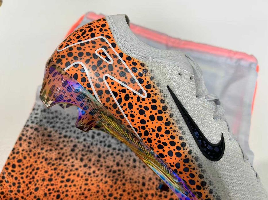 korki Nike Jr Zoom Mercurial Vapor 16 Pro Electric Fg korki 43