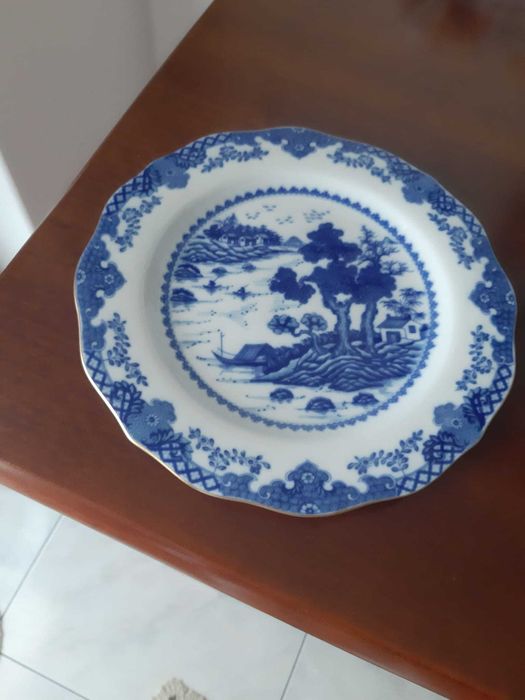 Prato Cantão em porcelana, Companhia das Indias