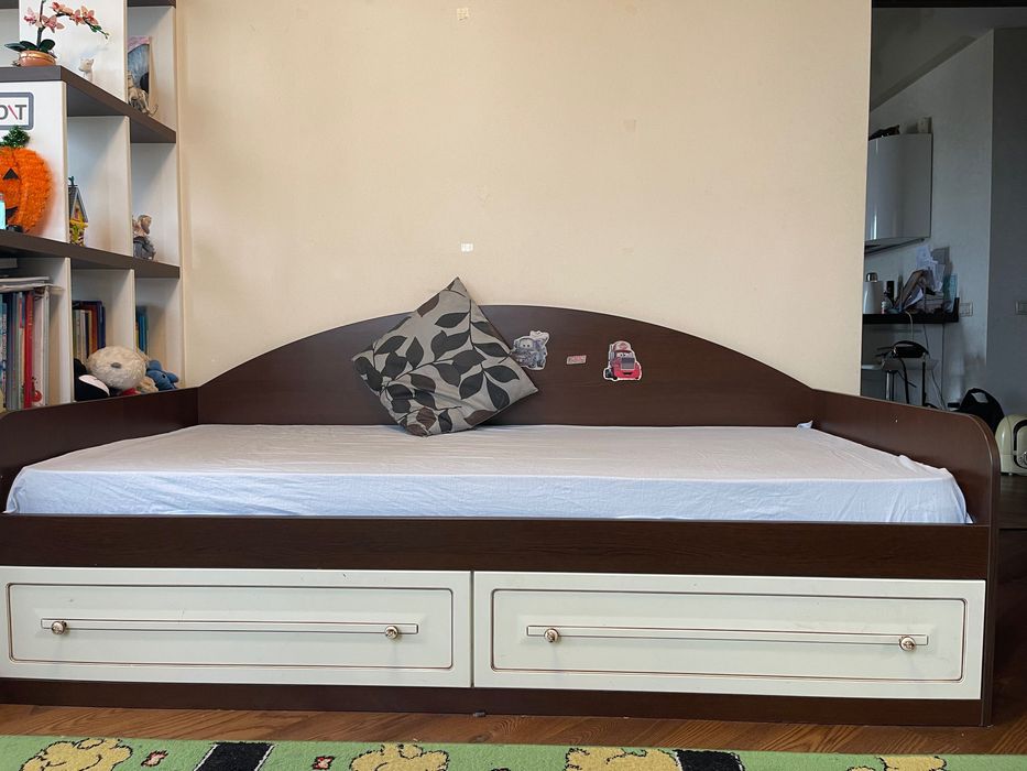 Дитяче ліжко 90*190 , матрац та зйомне перило для страхування