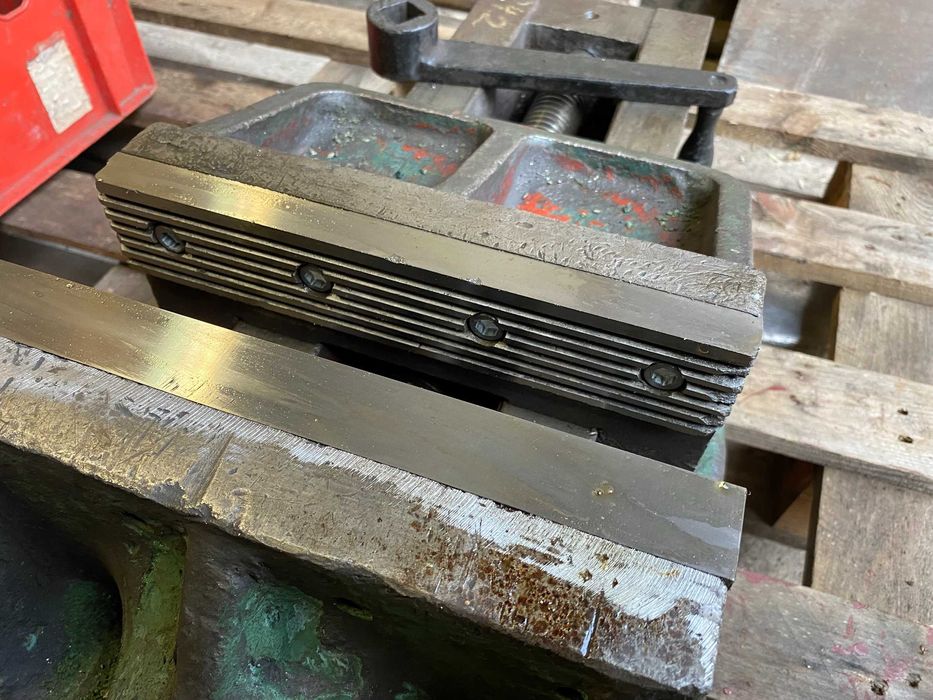 Imadło maszynowe obrotowe 250mm