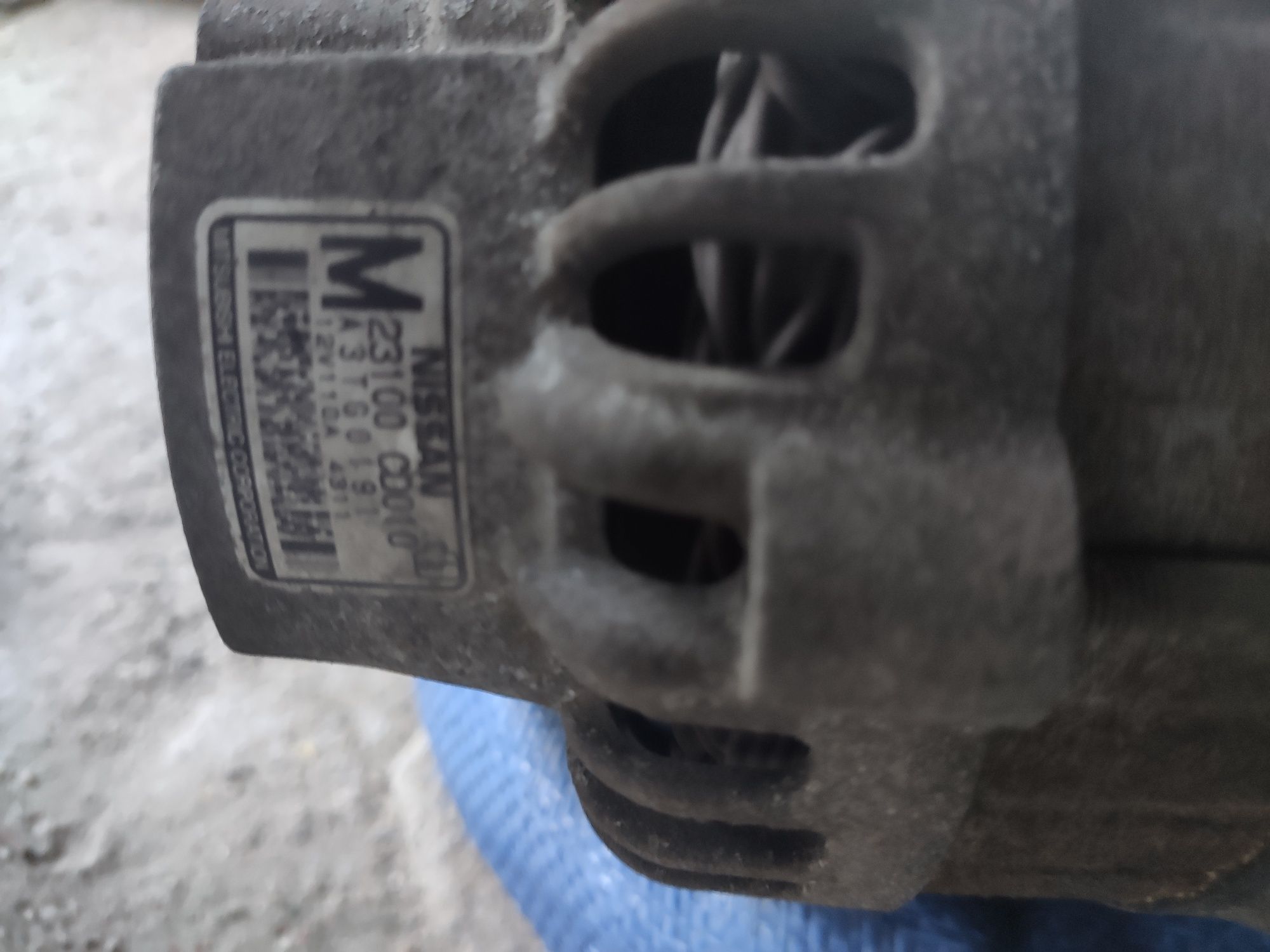 Infiniti FX 35 Alternator , Skrzynia automatyczna ,  reduktor