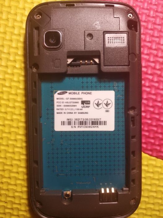 Samsung gt-s5660 Під відновлення чи запчастини