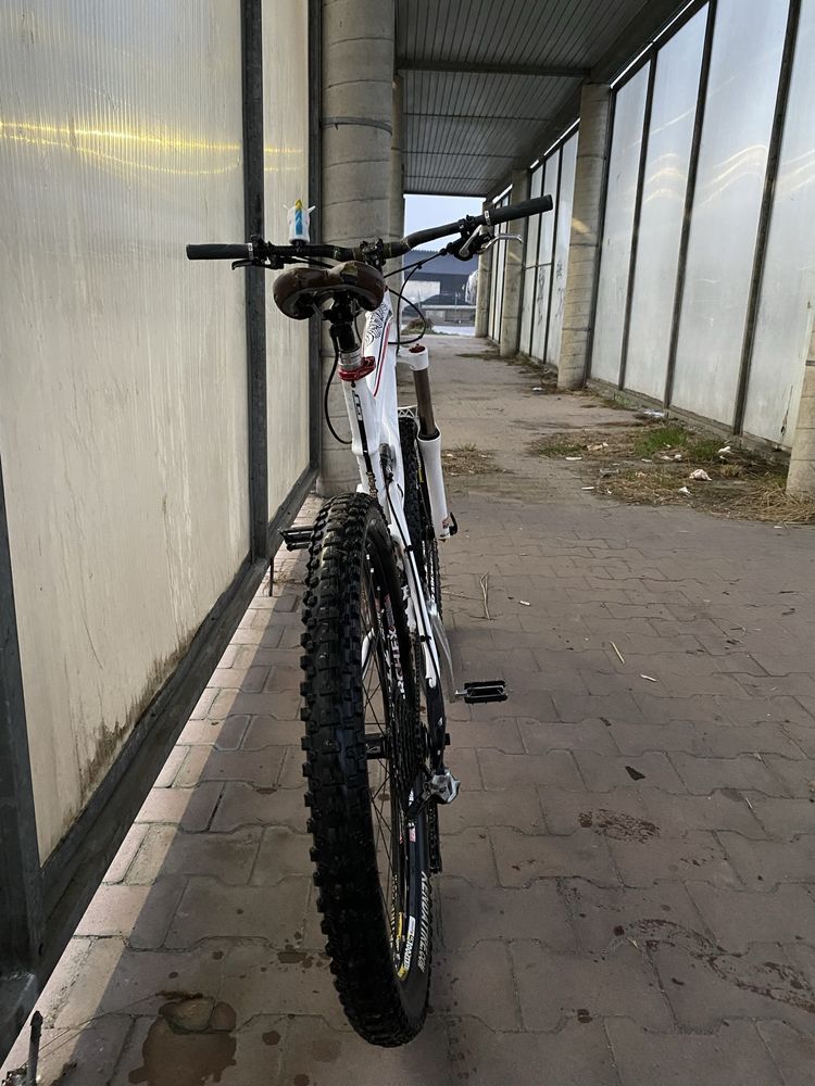 Rower Enduro na ramie gt force 2.0 sport .waga 11kg!!