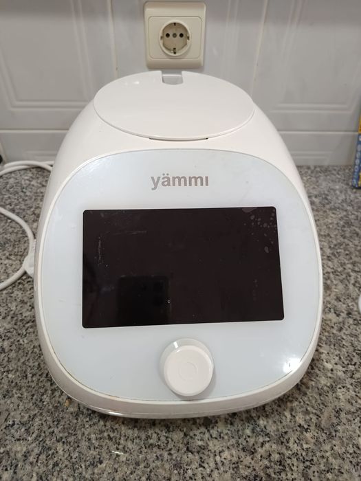 Yammi 3 como nova com garantia