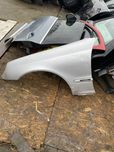 błotnik przedni lewy przód mercedes w 203 cklasa kombi sedan brak rdzy