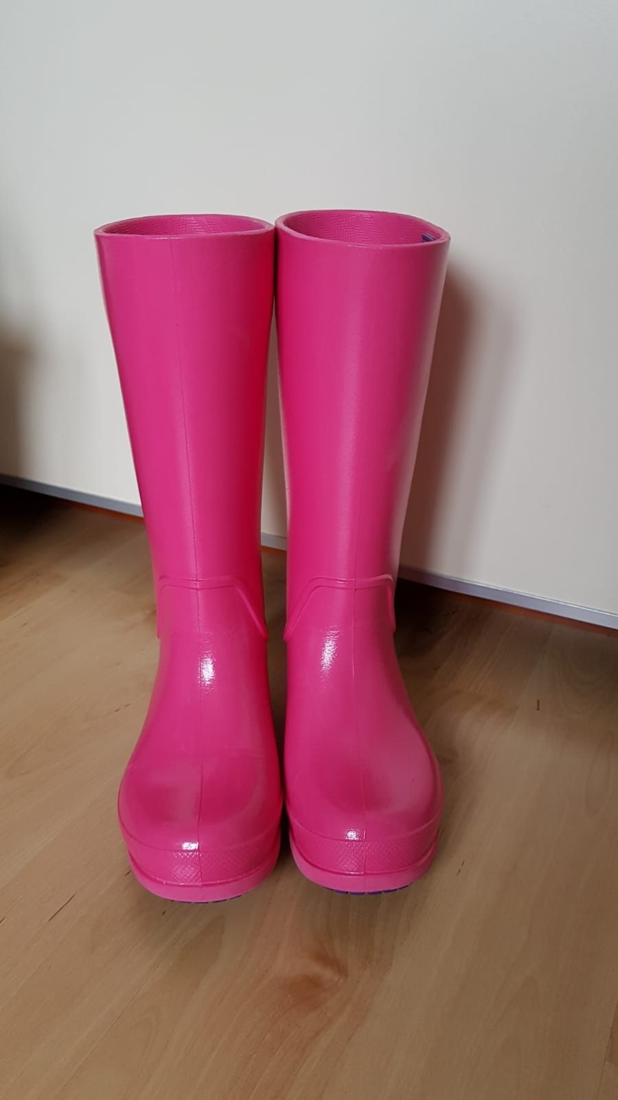 Wysokie różowe kalosze crocs Wellie Rain Boot J1 W3 32-33