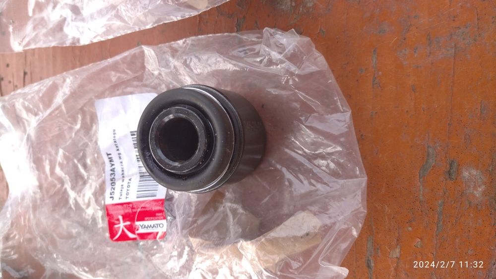 Продам салінблоки на TOYOTA