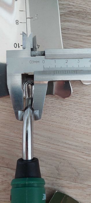 Садово-балконна лопатка для грунту з ергономічною ручкою