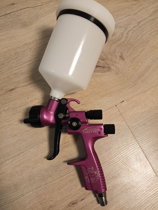 Pistolet lakierniczy 1.7
