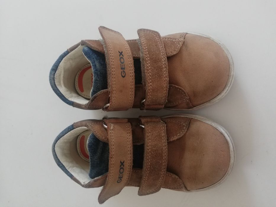 Skórzane buty Geox r. 22
