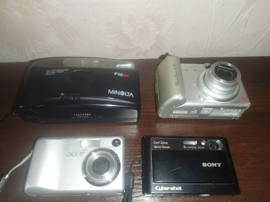 Продам фотоапарати