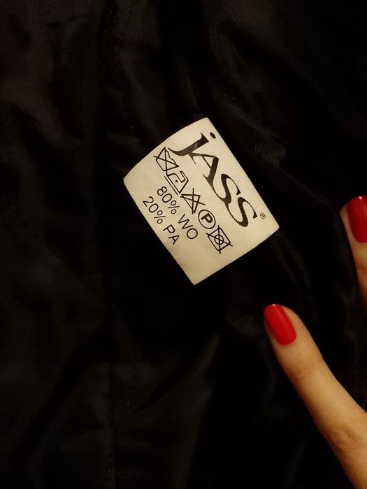 Płaszcz zimowy wełniany rozmiar 36, czarny, z ociepleniem, firma Jass