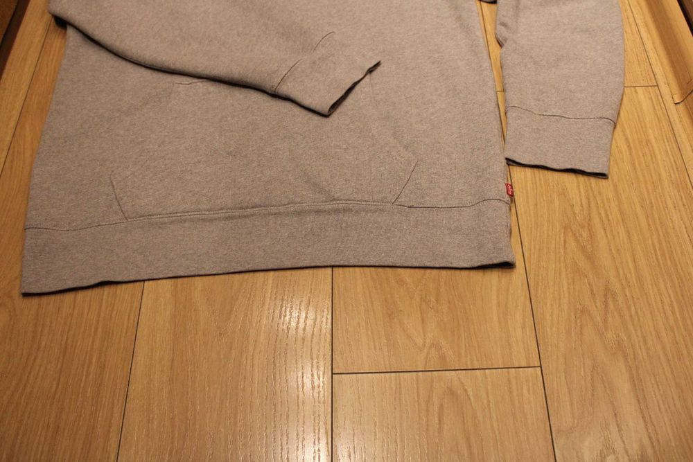 Świetna bluza z kapturem ,męska, LEVIS, roz.M,szara