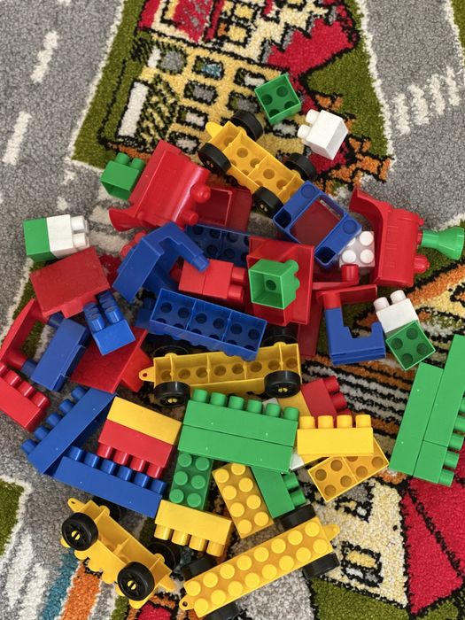 Конструктор для мальчика блоки цветной