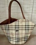 Сумка  люксового бренду Burberry
