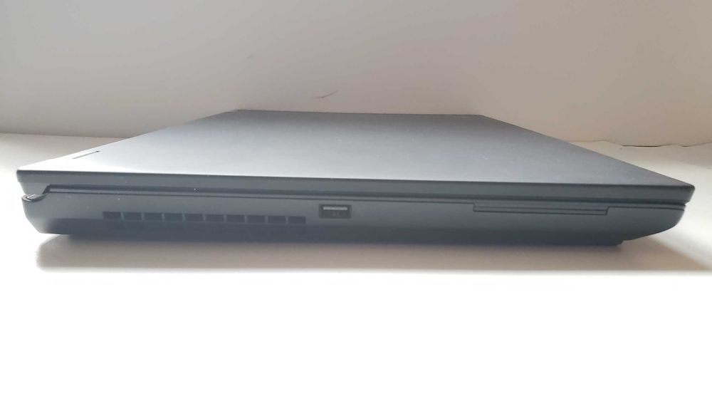 Ноутбук Lenovo ThinkPad P73 i7-9850H 32GB 128GB+512GB+750Gb nVidia 4GB