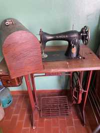 Máquina de costura singer