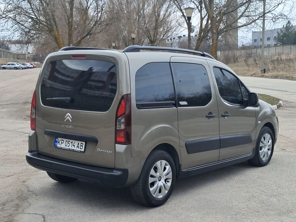 Продам Citroen Berlingo 2012 .XTR. 1.6-ДИЗЕЛЬ. ОФИЦИАЛЬНЫЙ. Обслужен.