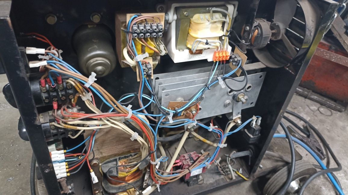 Migomat Einhell SGA 175/1 KOMBI TURBO 170A