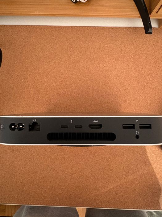 Mac mini M2 16GB RAM 256GB SSD