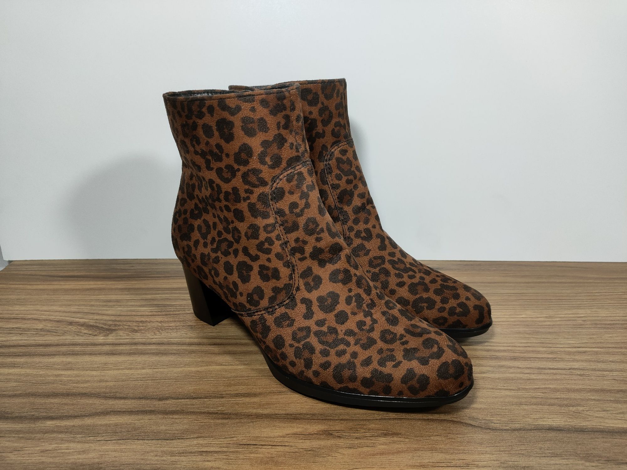 Buty Ara High Soft damskie panterka r. 3,5 36,5 24cm