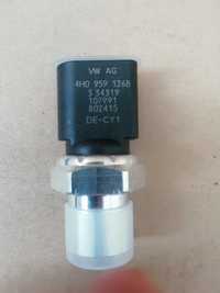 Датчик оригинальный давления кондиционера AUDI  4H0959126B