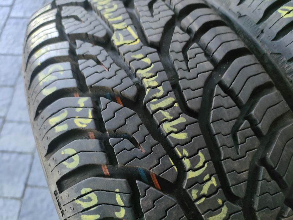 2x Uniroyal Allseason Expert 2 185/60R18 88T XL 2 sztuki całoroczne