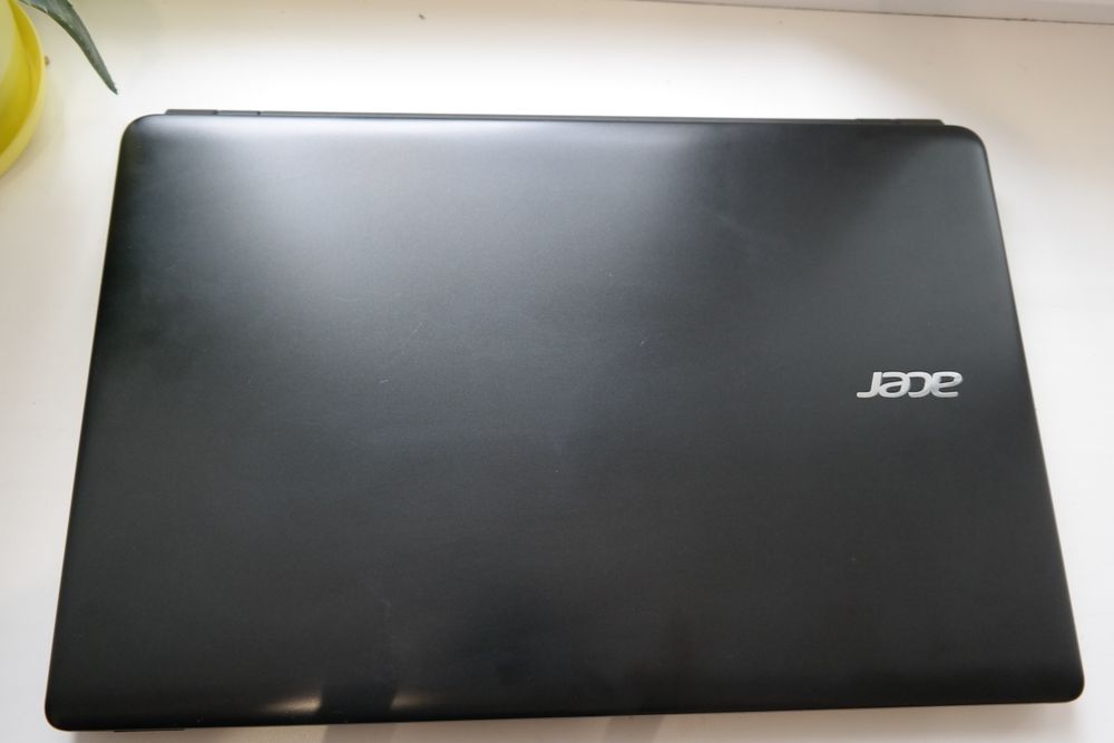 Acer E1-522/E1-2500/ОЗУ-8gb/SSD-120gb/HDD-500gb/АКБ-2-4год