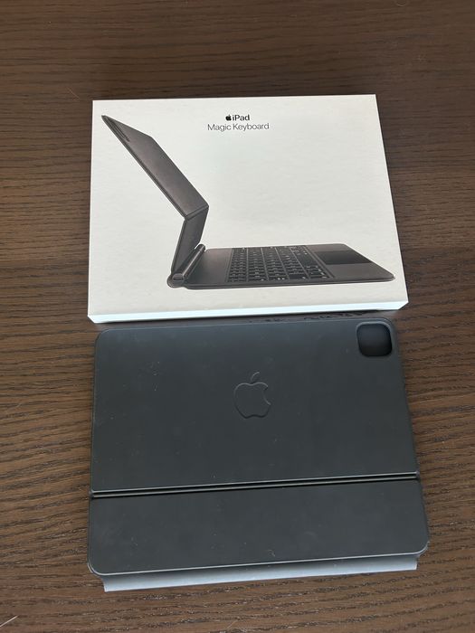 Magic Keyboard para iPad 11”
