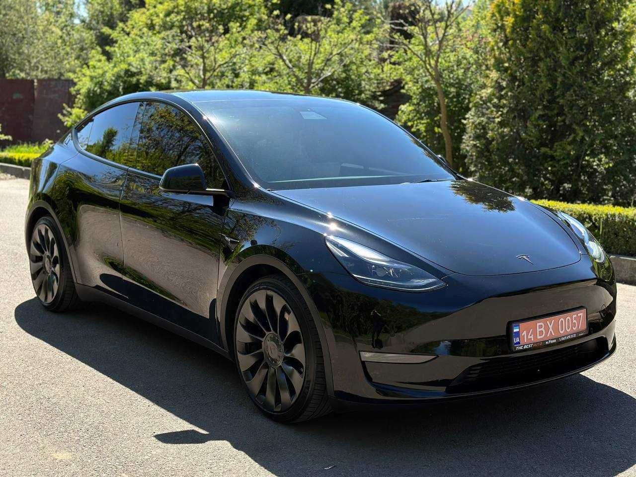 Авто в наявності Tesla Model Y 2021 тесла