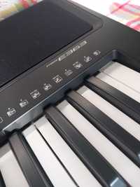 Świetny keyboard Yamaha PSR-E363