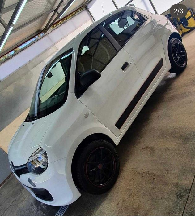 Renault Twingo 2015, 999 cilindrada
