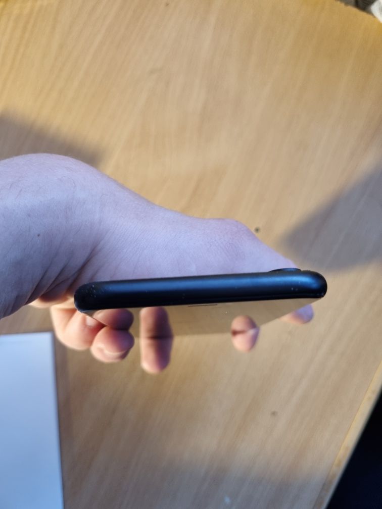 Apple iPhone XR/64 Neverlock Black | 100% АКБ