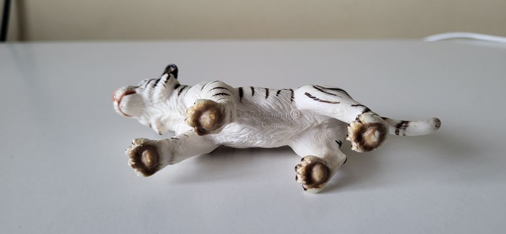 Schleich biały tygrys figurka model wycofany z 2003 r.